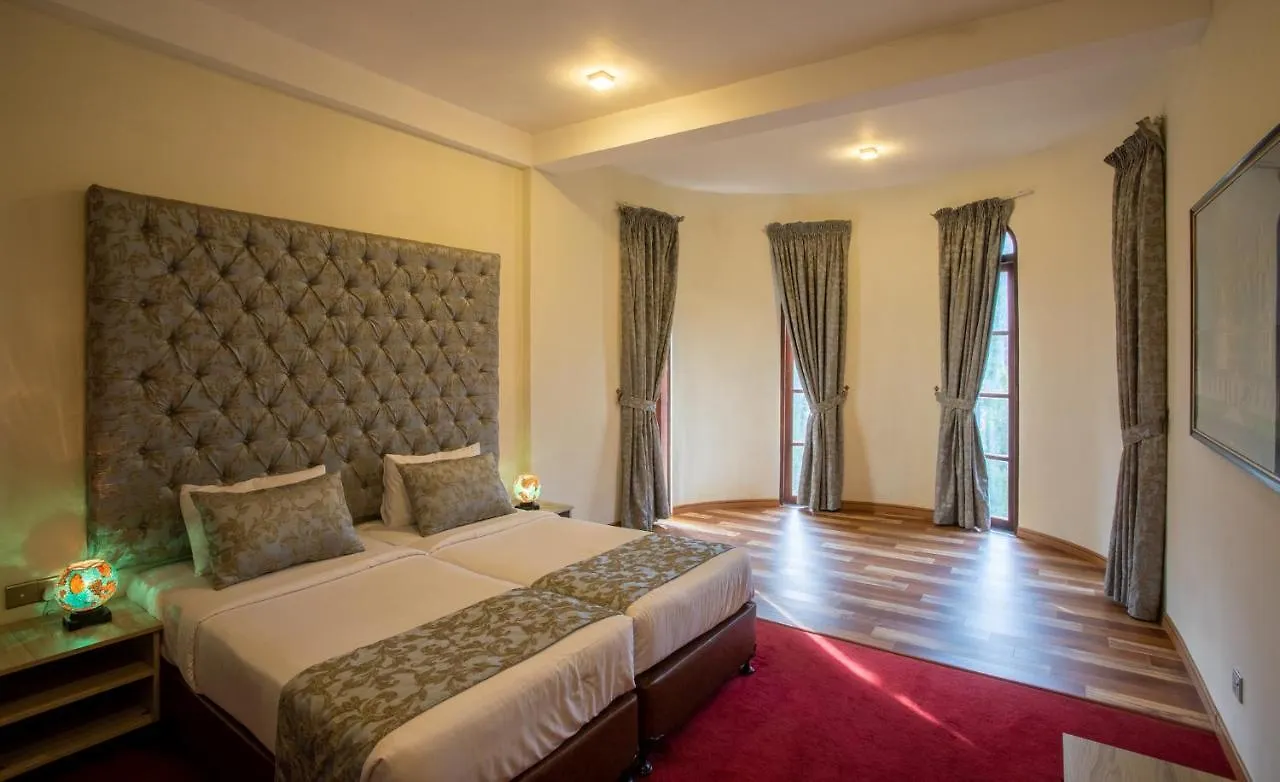 The Wind Castle Hotel Nuwara Eliya