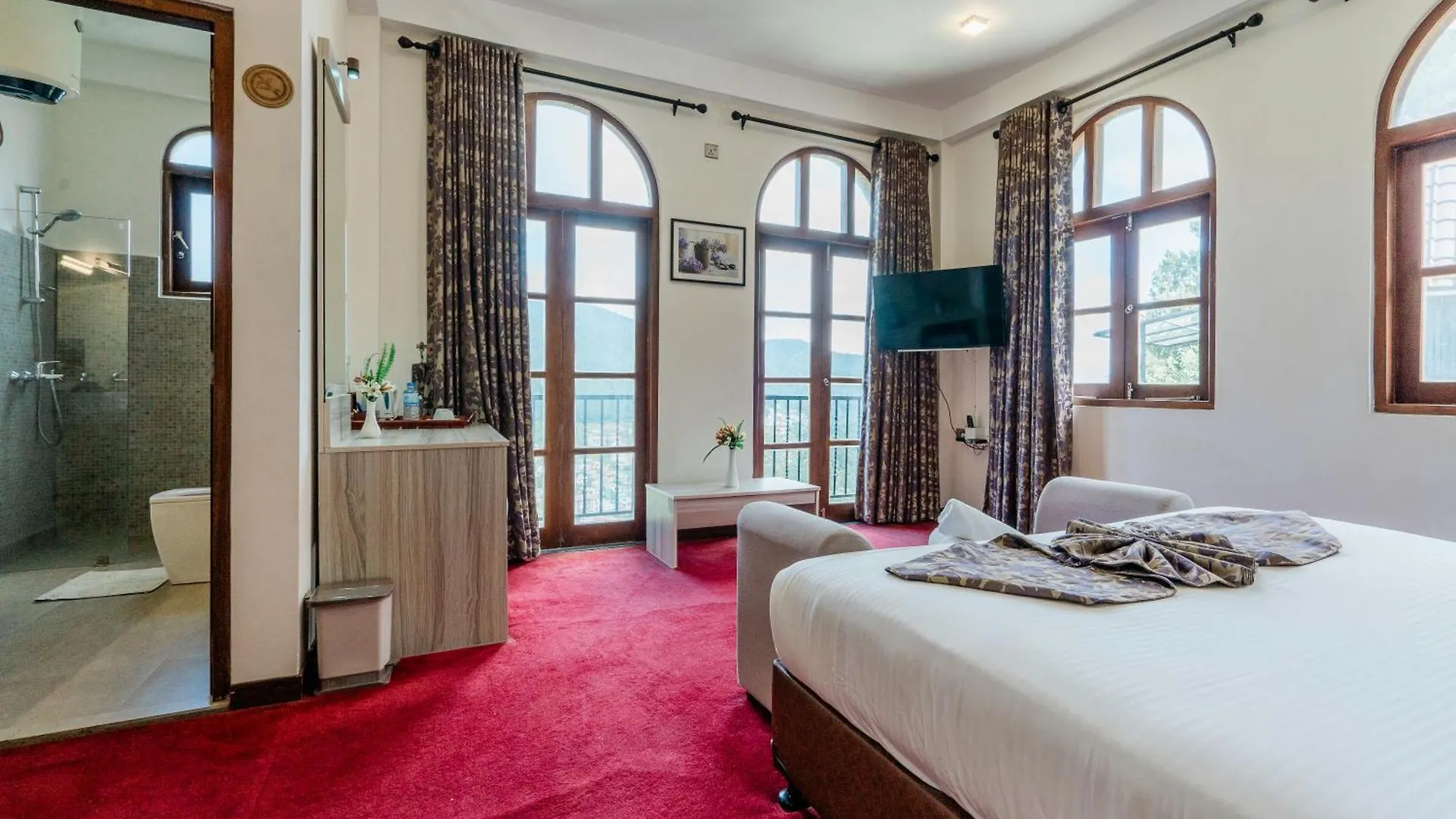 The Wind Castle Hotel Nuwara Eliya