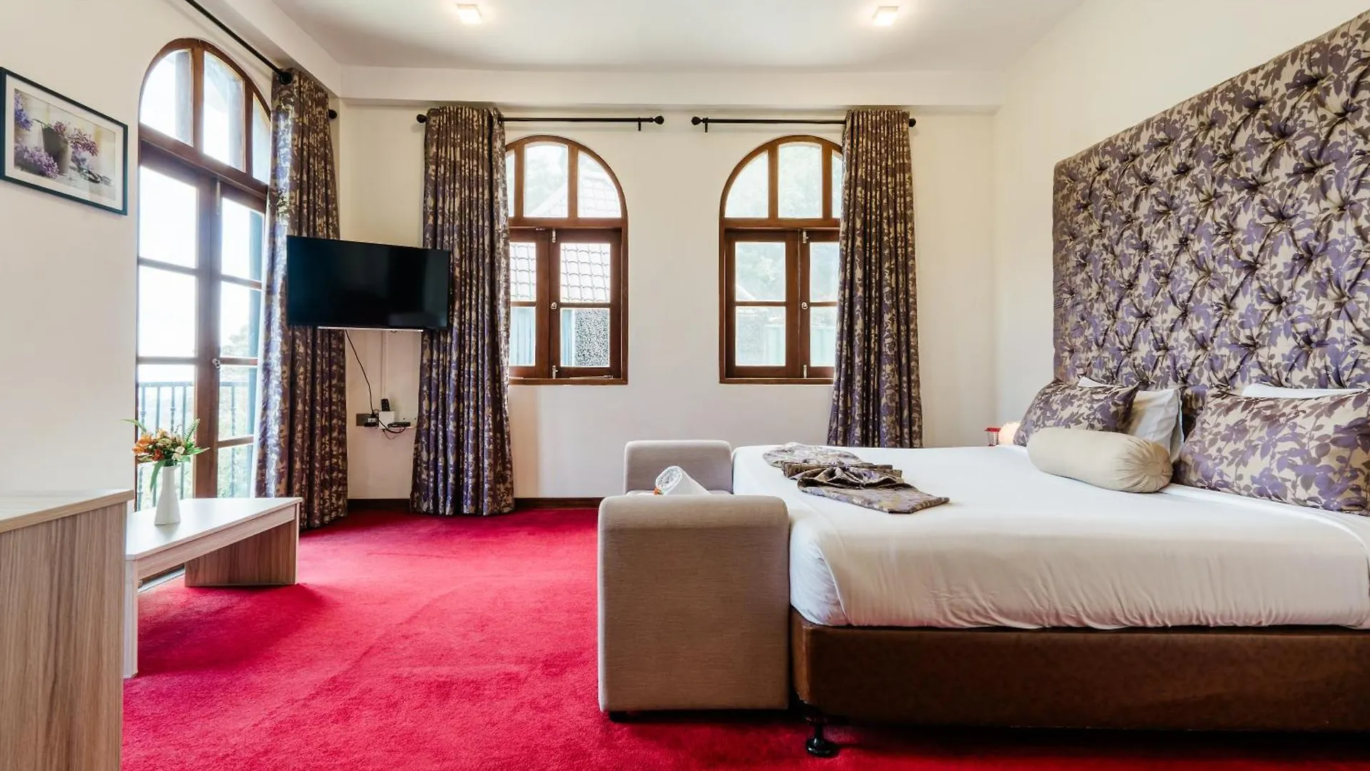 The Wind Castle Hotel Nuwara Eliya