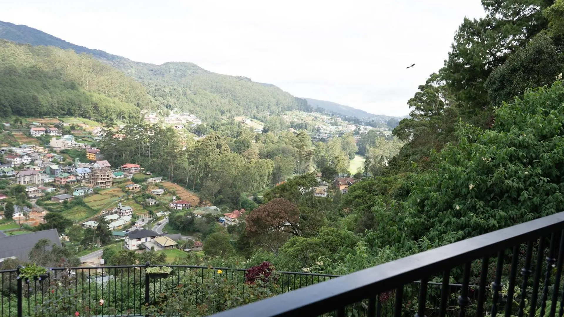 The Wind Castle Hotel Nuwara Eliya